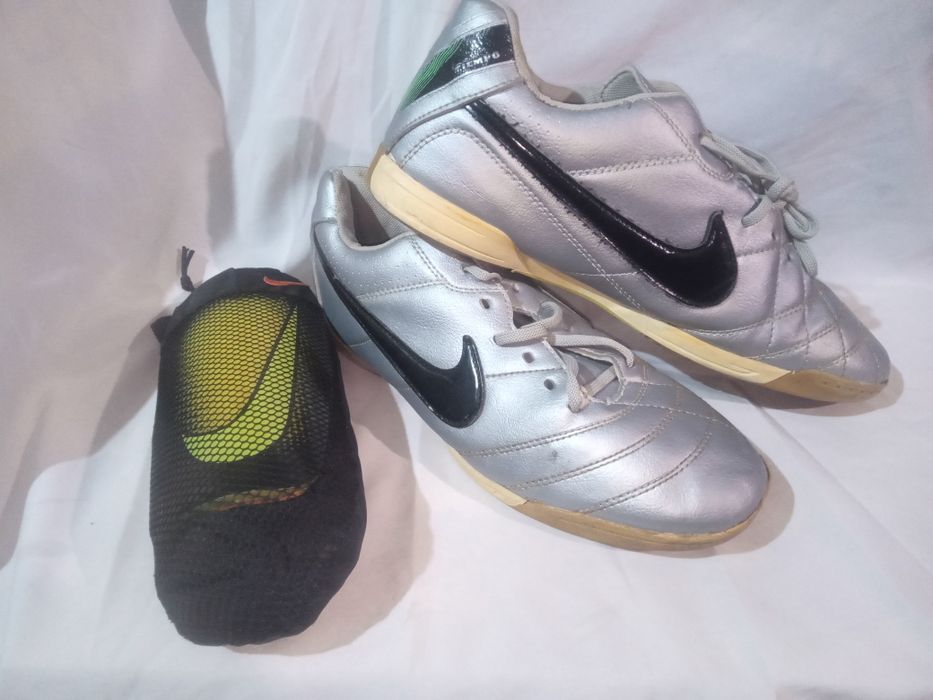Футзальники nike tempo с щитками и гетрами