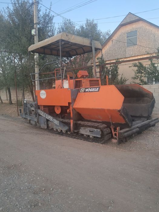 Асфальтоукладчик аренда