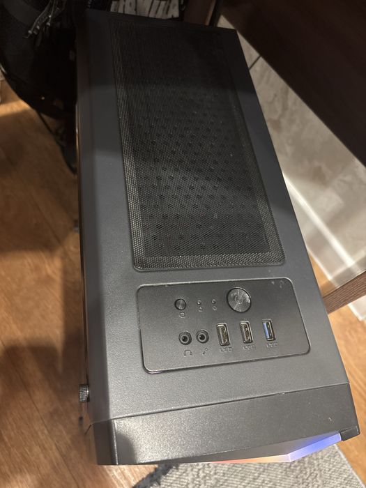 Продам пк в хорошем  состоянии