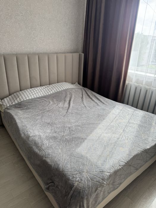 продам кровать двуспальная 160х200+бока