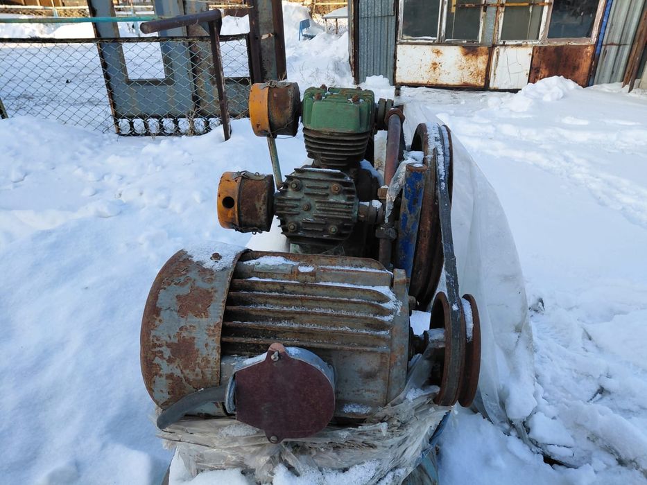 Продам воздушный компрессор