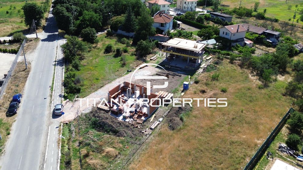 Продава се Къща в Пловдив, Въстанически - 205 кв.м за 1400 €/кв.м - Снимка #3