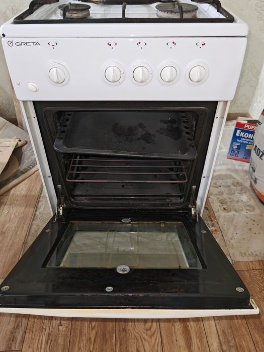 Продам газплиту четырёх комфорочную