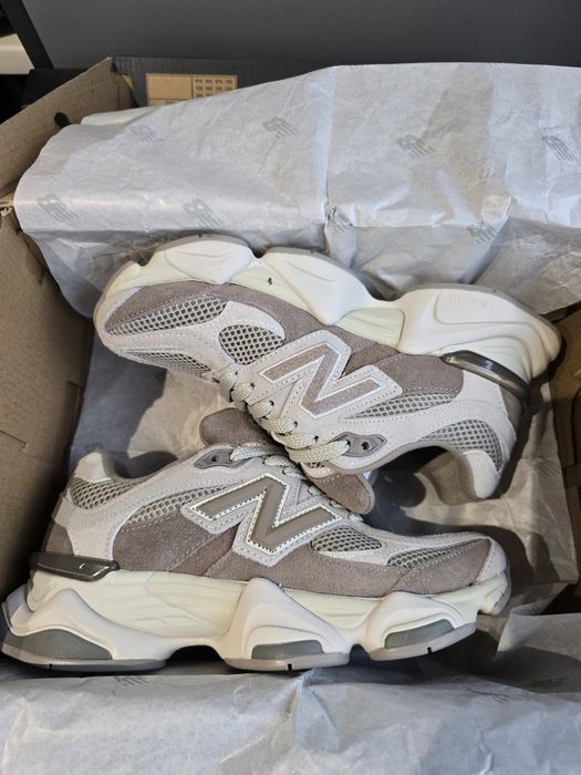 Vand adidași New Balance 9060 37, 38 , 39