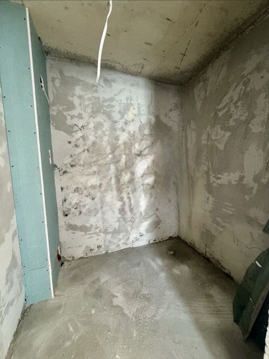 Продава се Тристаен апартамент в Варна, Автогара - 110 кв.м за 877 €/кв.м - Снимка #16