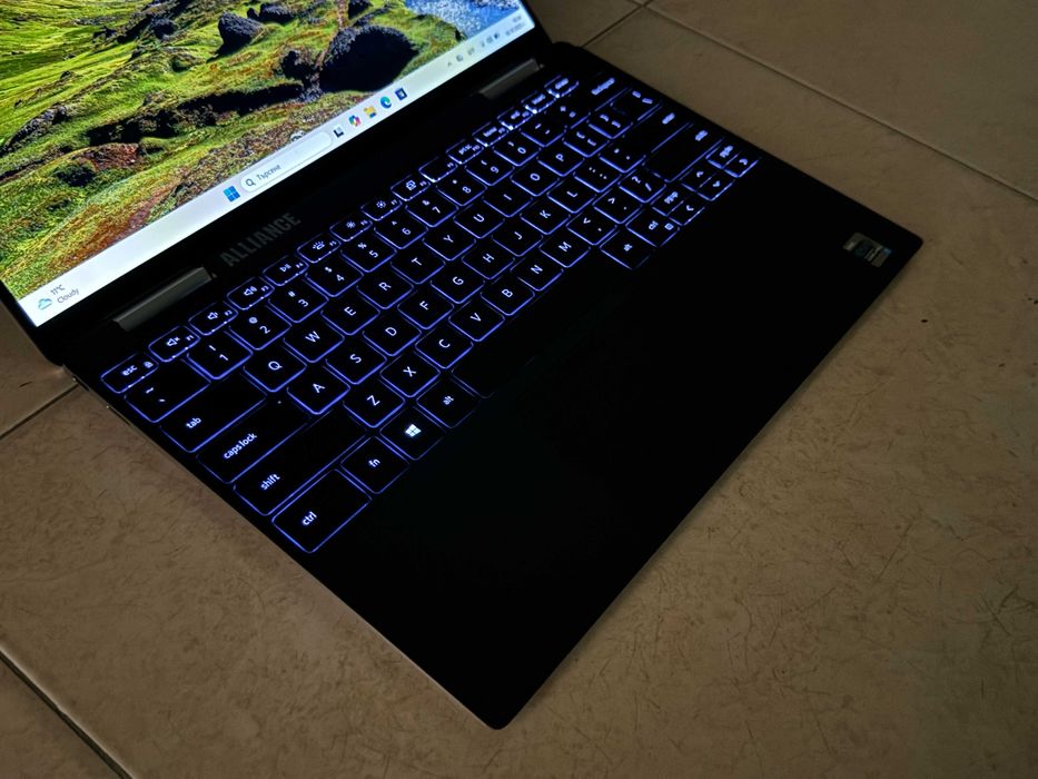 13.4' UHD+ Touch 2 in 1 i7-1185G7 DELL XPS 9310 16GB LPDDR4X/512GB NVMe/Подсветкa/Win 11/Бат 6ч.