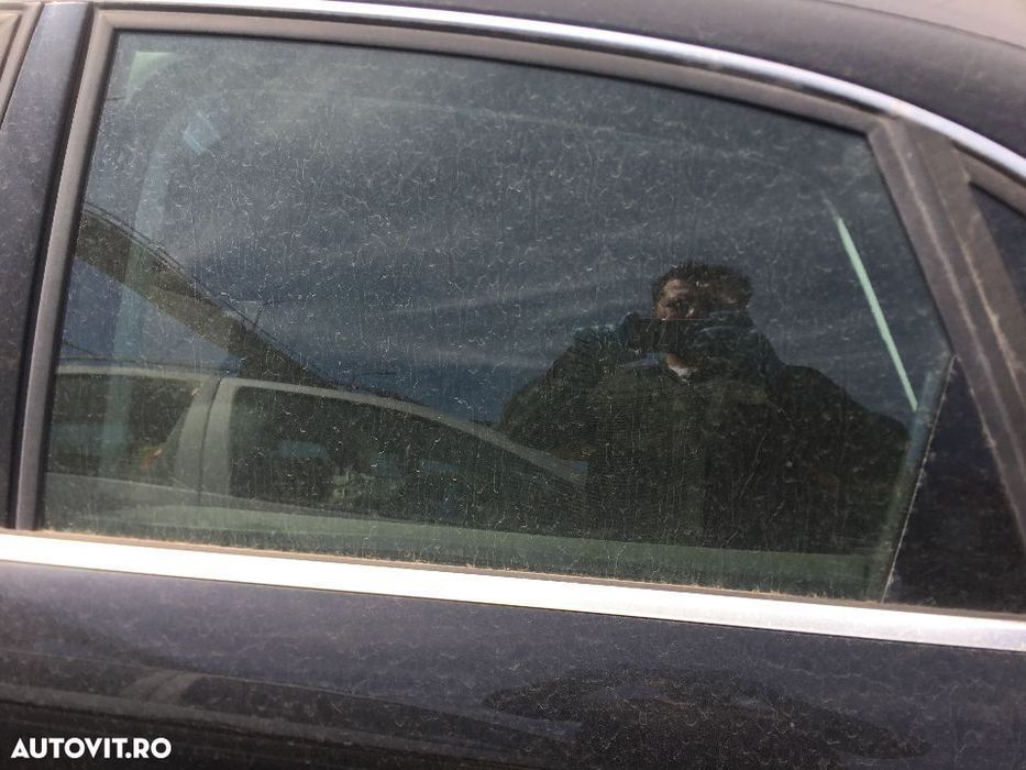 Geam Usa / Portiera Stanga Spate Culisant Audi A4 B7 2004 - 2008