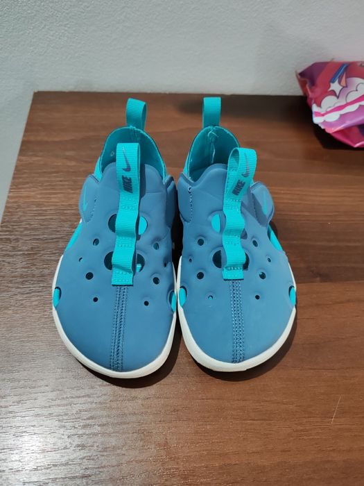 Sandale Nike mărimea 26