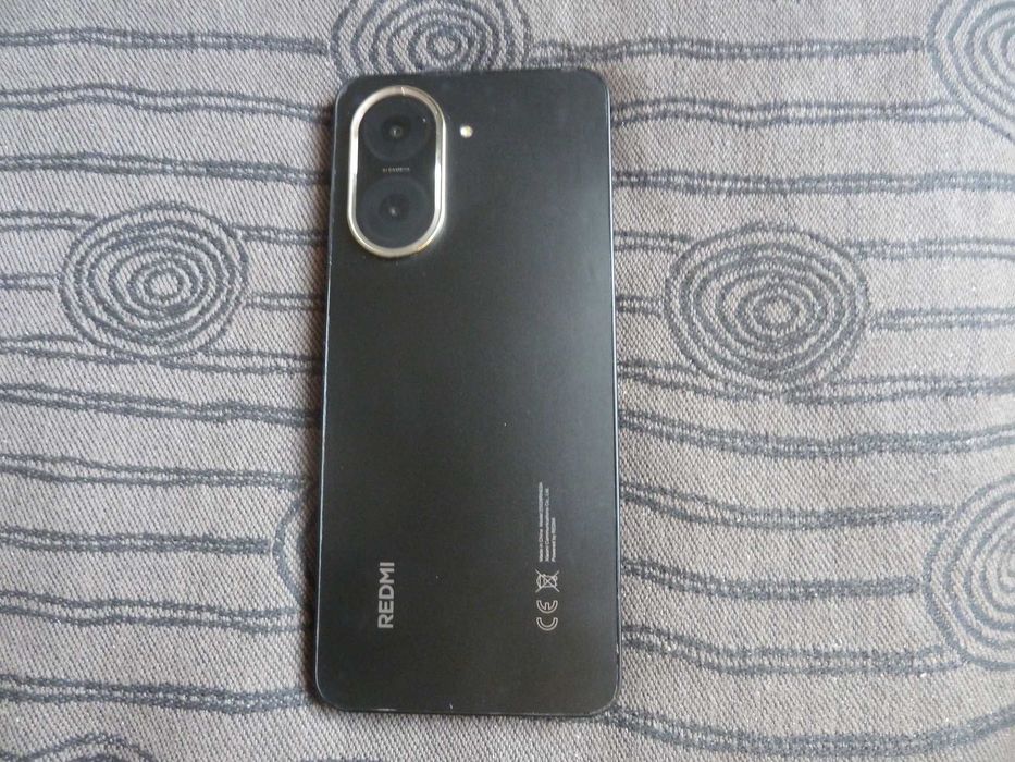 telefon xiaomi redmi A5,fabricat in 04/2025,android15,ram 3+3GB/64GB,arata foarte bine