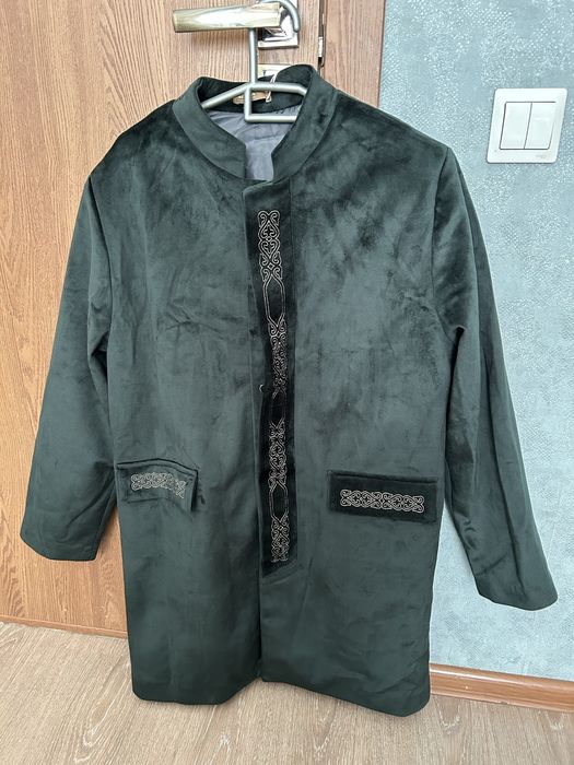 Модный национальный чапан