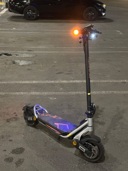 Trotineta kukirin A1