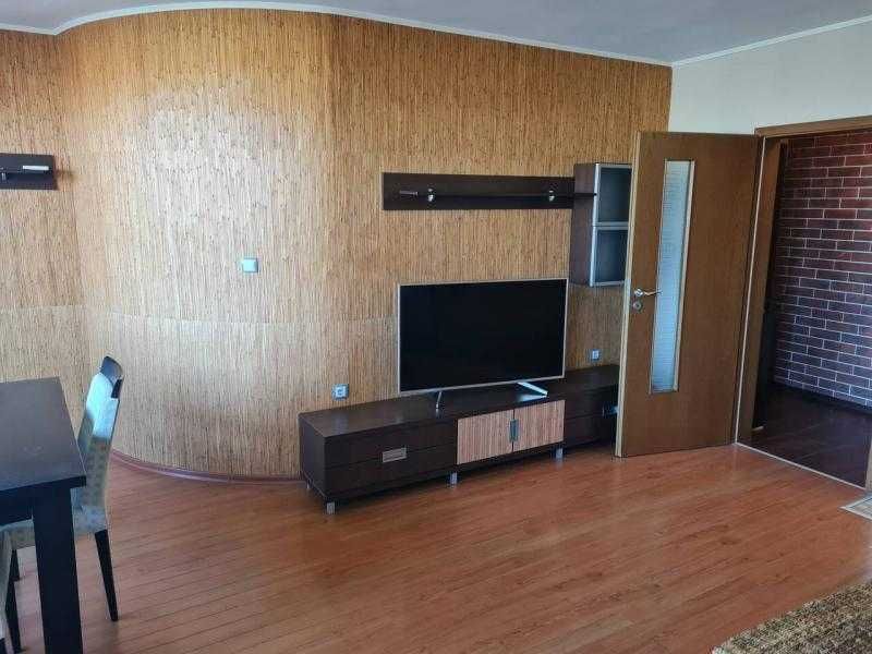 Дава се под наем Двустаен апартамент в Бургас, Лазур - 80 кв.м за 408 € - Снимка #8