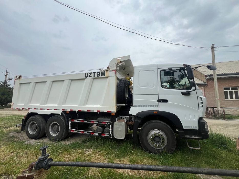 Howo Sinotruk 2025