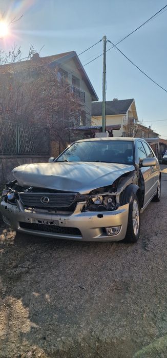 Lexus IS200 на части
