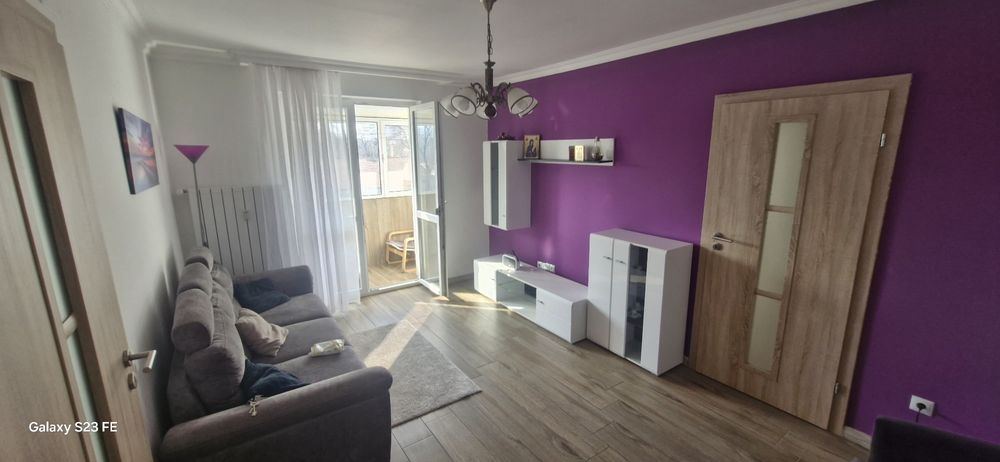 Închiriez apartament  cu  doua  camere