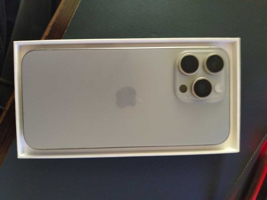СРОЧНО! iPhone 15 Pro Max 256GB Natural Titanium (LL/A)