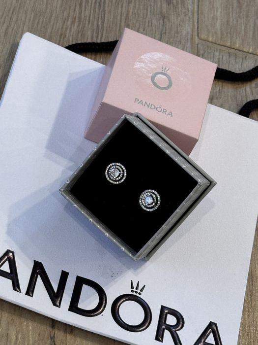 Пандора обеци Pandora