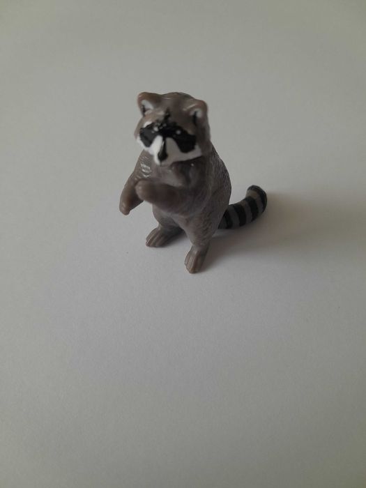 Фигурки на животни Kinder natoons