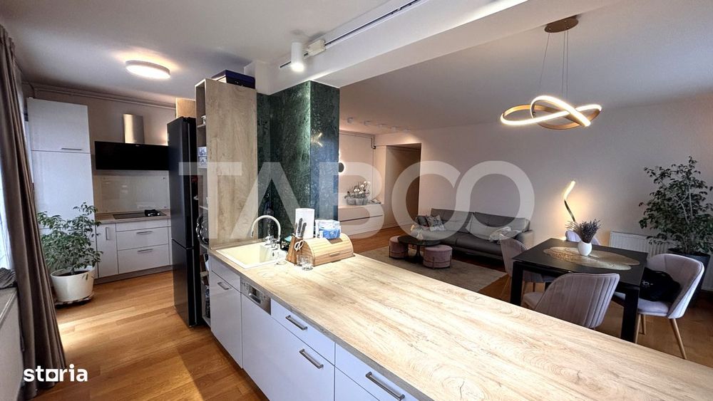 Penthouse 3 camere si doua locuri parcare de vanzare in City Residence