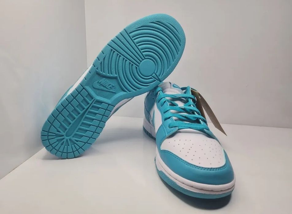Кецове Nike Dunk Low

Чисто нови с кутия.

Размер 44 стелка 28.5 см.

Цена 70 евро.