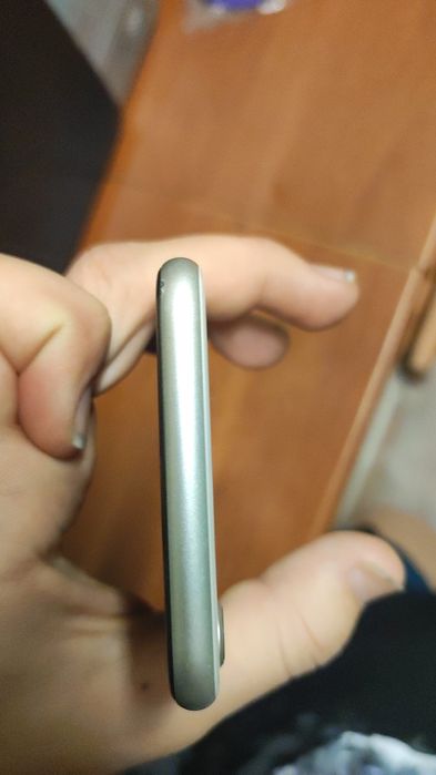 Обмен iPhone se 2