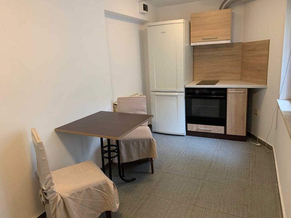 Едностаен апартамент под наем на метри от Главната