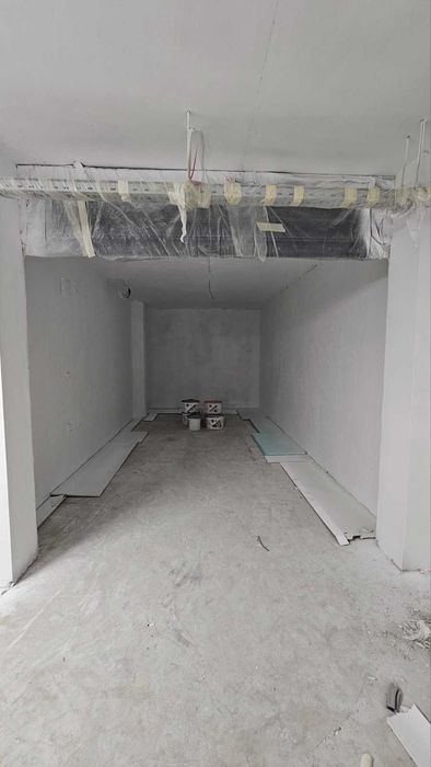 Продава се Гараж / Паркомясто в Велико Търново, Център - 21 кв.м за 943 €/кв.м - Снимка #1