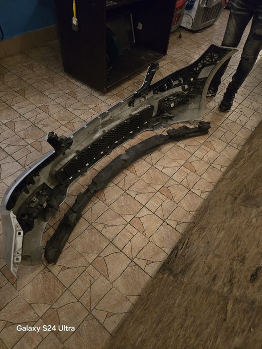 Мерцедес с 350 оборудвана предна броня прагове и задна