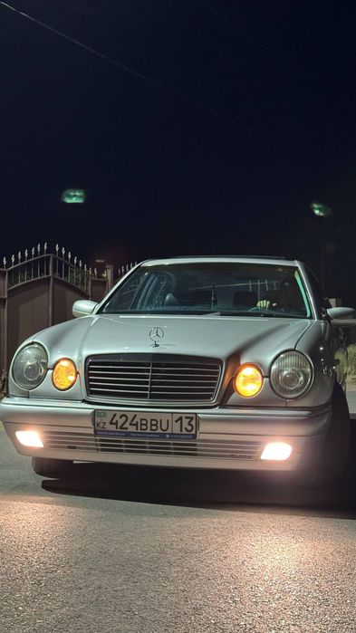 Мерс 210 срочно продам