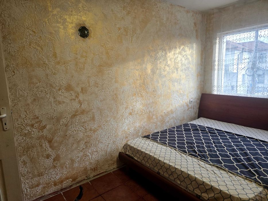 Дава се под наем Тристаен апартамент в Варна, Автогара - 100 кв.м за 269.28 € - Снимка #3