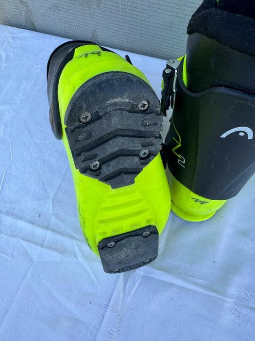 Clapari ski schi Head Z2 marime EUR:29 Mondo:19