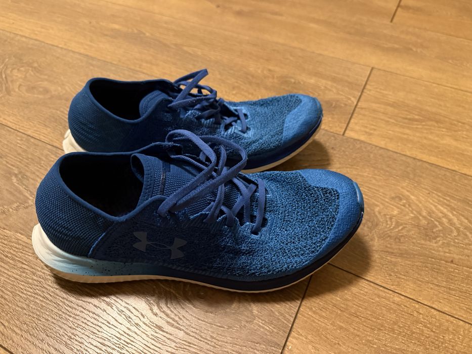 Under Armour Threadborne