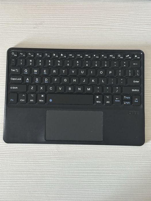 Tastatură bluetooth Universală
