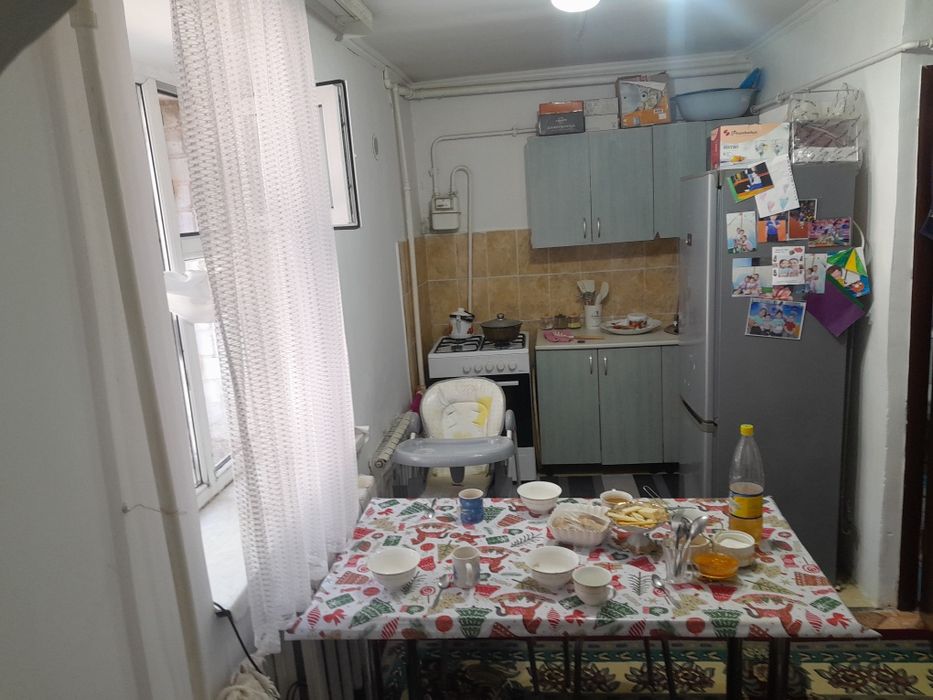 Продам квартиру Конаева 1/5