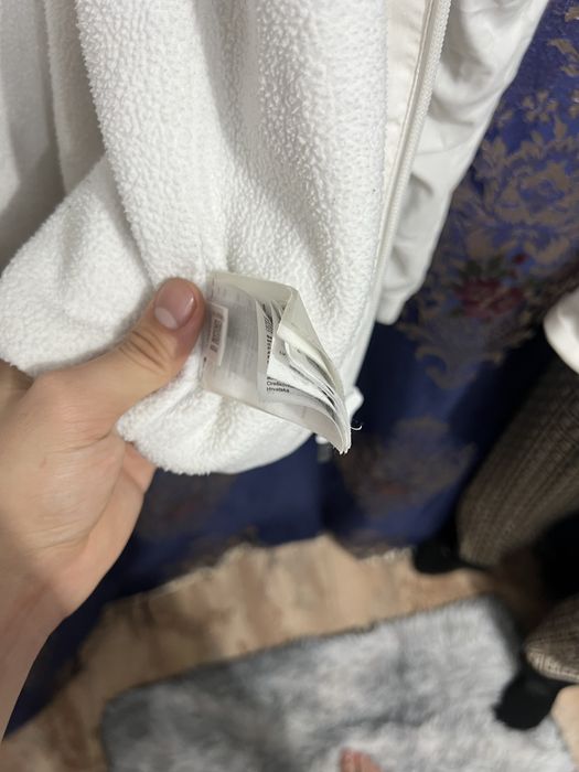 Продаётся легкий ветровка