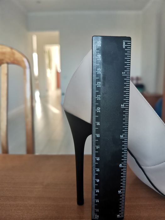 Новые туфли высокий каблук