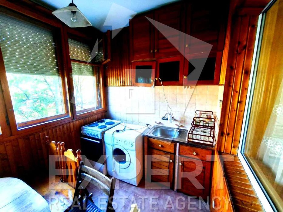 Тристаен апартамент в гр. Пловдив, кв. Източен, 390 евро!