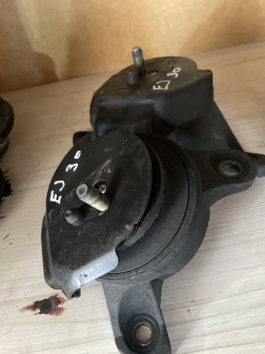 Падушка на Субару EJ30