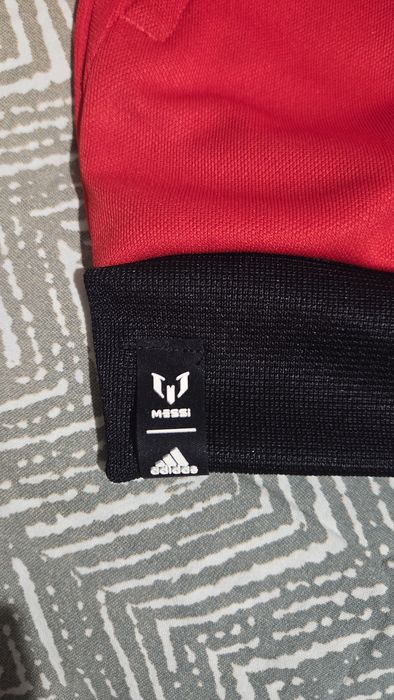 Оригинален детски анцуг Adidas Messi – нов (ръст 140)