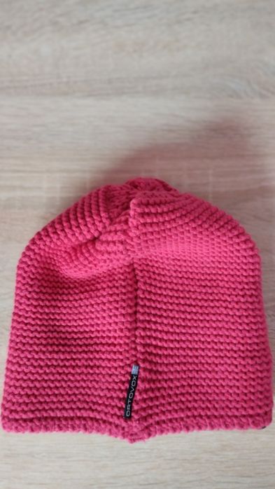 Зимна шапка Ortovox