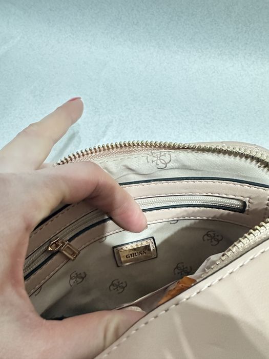 Сумочка guess