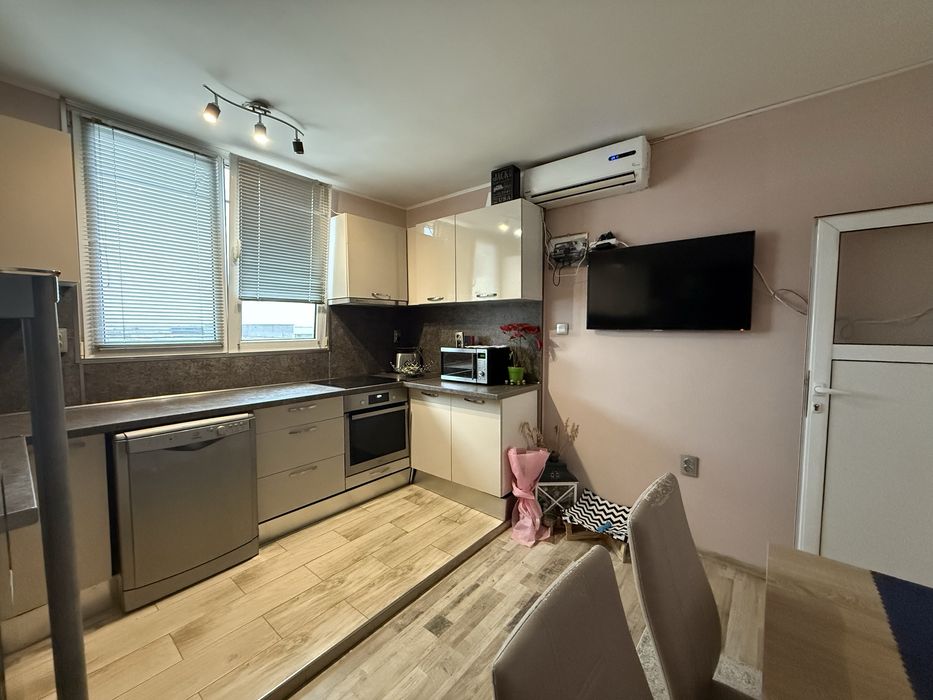 Дава се под наем Двустаен апартамент в Пловдив, Изгрев - 50 кв.м за 255 € - Снимка #4