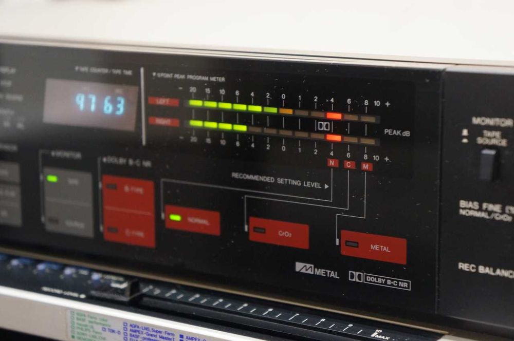 Aiwa AD-F660 касетен дек