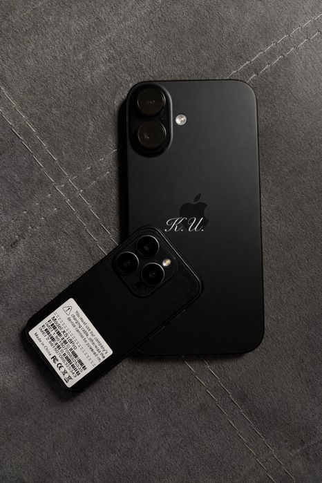 Мини смартфон с всички функции