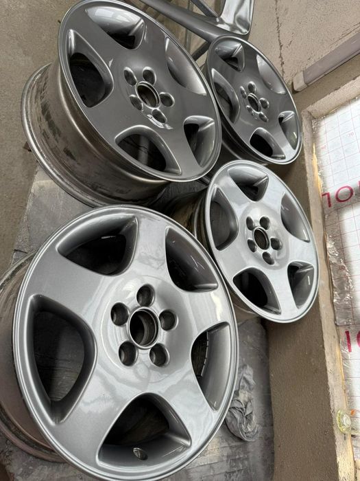 Р16 Ауди А8. Сост идиал