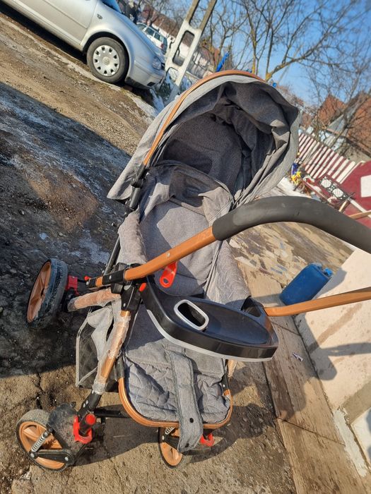 Vând carucior Baby Care 0-36