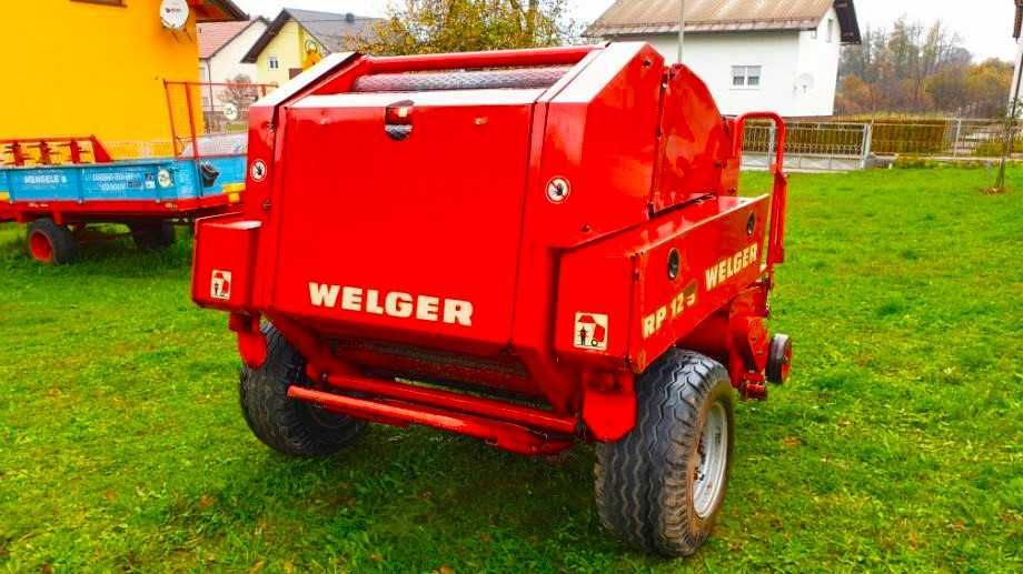 Presa balotiera Welger RP 12 an 2015 balot 120 x 120 Ata Plasa Tocator