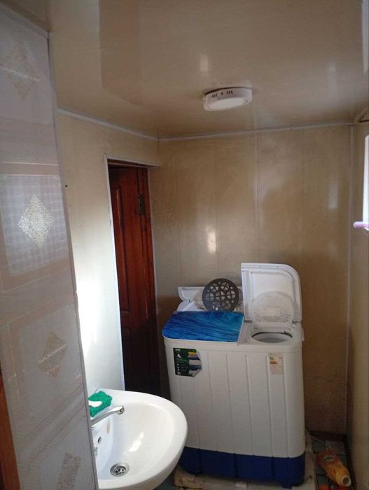 Uy sotiladi sirdaryo shaxrda