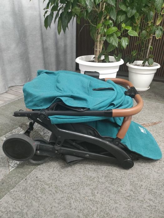 Продам детскую коляску летнюю