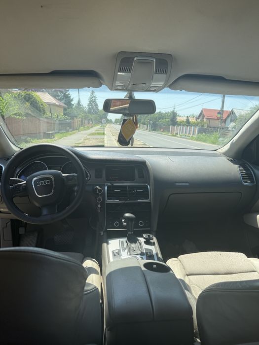 Vand sau schimb audi q7